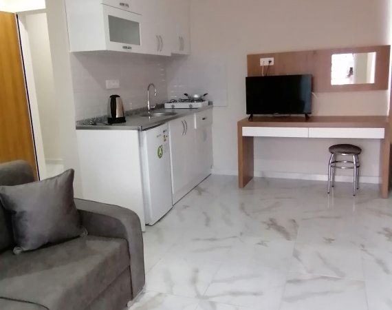 Mutfaklı Aile Odası - Balkonlu